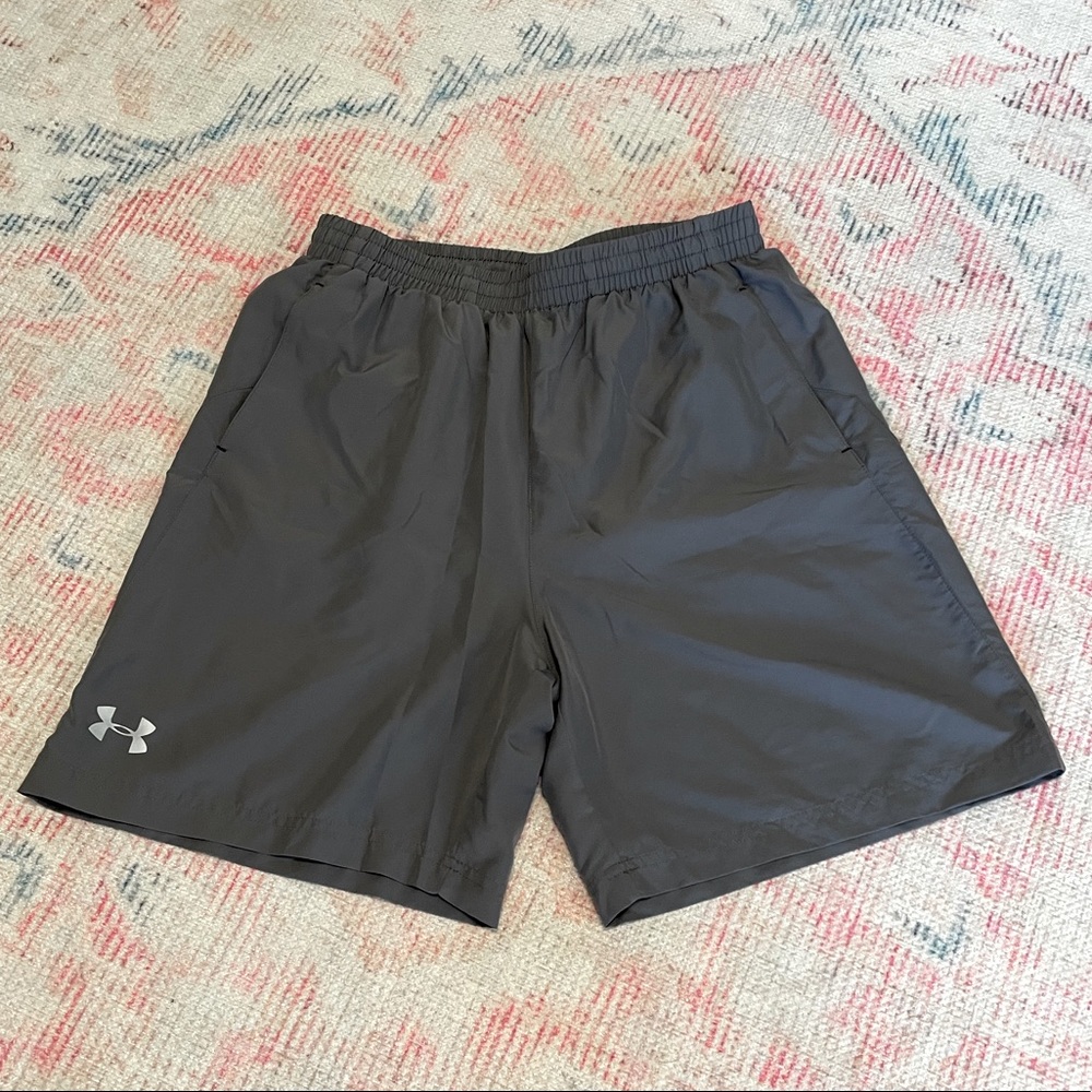 Under Armour men's running shoe size medium